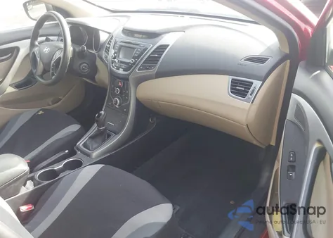 2014 Hyundai Elantra Se z USA, uszkodzony, nr VIN KMHDH4AE5EU048116